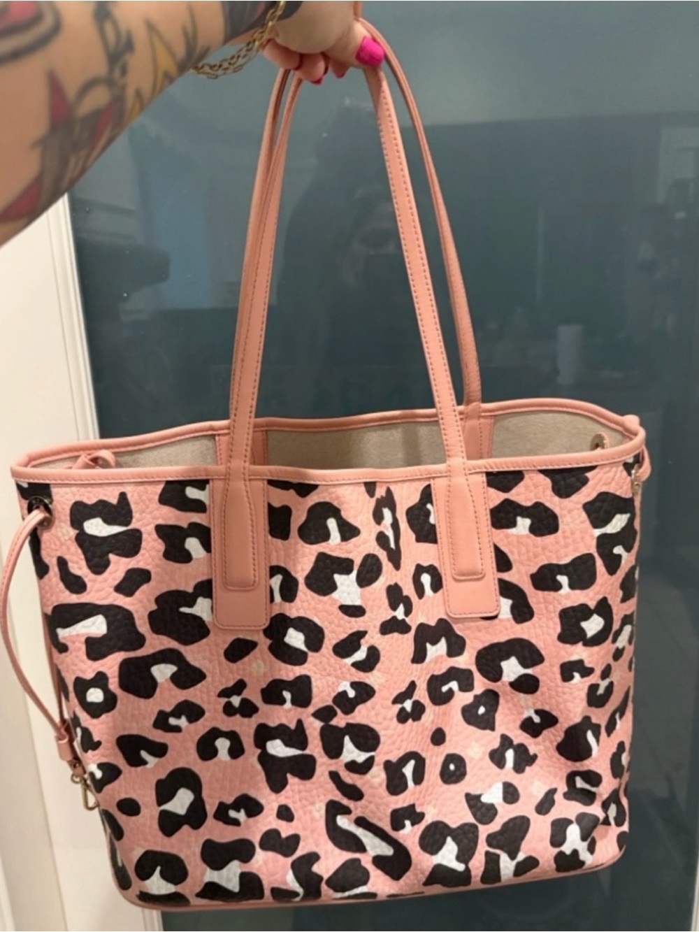 MCM Pink Leopard Print Tote Bag - Women
